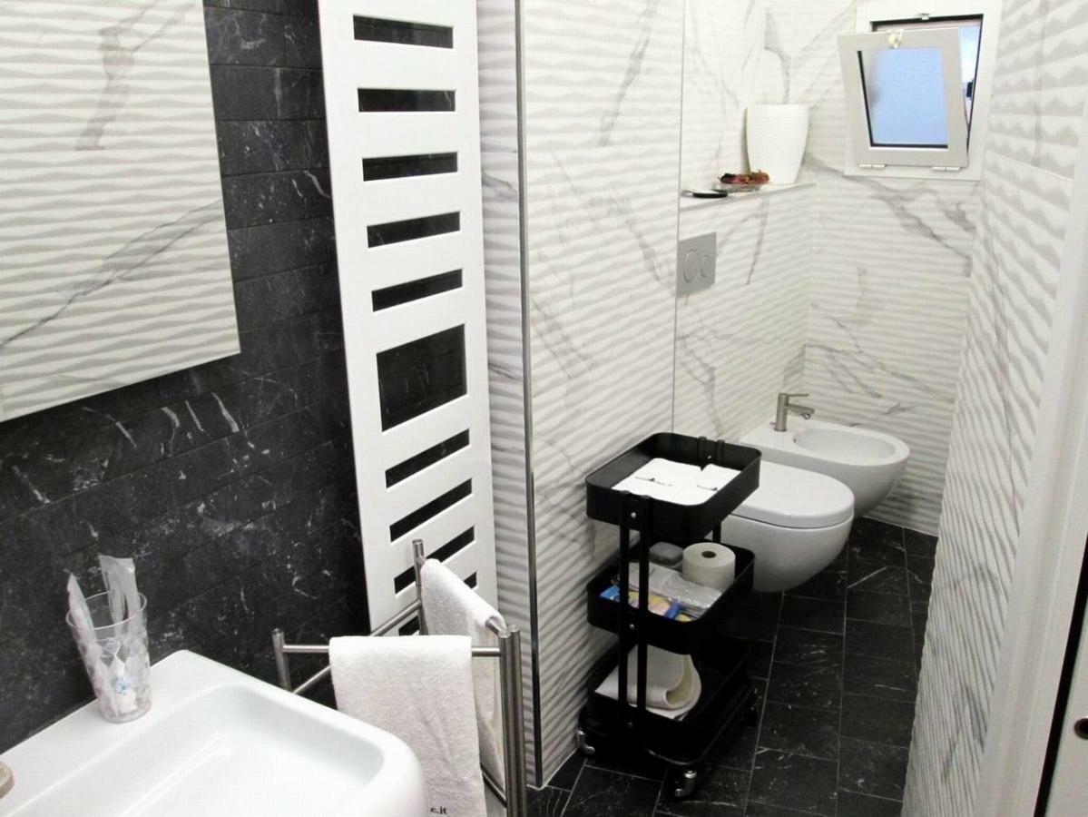 Appartement Minihouse à Bari Extérieur photo